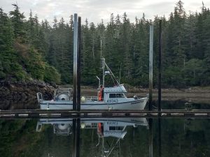 Crab and Gillnet Deckhand Wanted